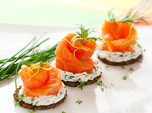 aperitiefhapje met gerookte zalm