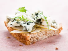 broodje met peer en roquefort