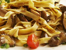 tagliatelli met bospaddenstoelenragout