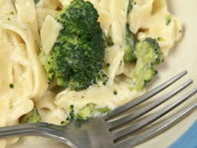 pasta met broccolisaus en champignons