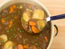 rundstoofvlees met groentensaus